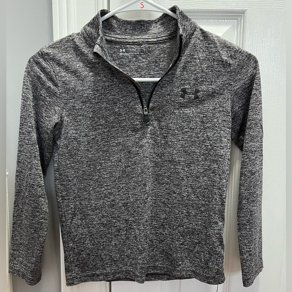 Under Armor Kids, Light Weight Heat Gear, Size 7